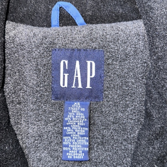 Classic timeless GAP wool 5 button car coat hip length - Picture 7 of 16